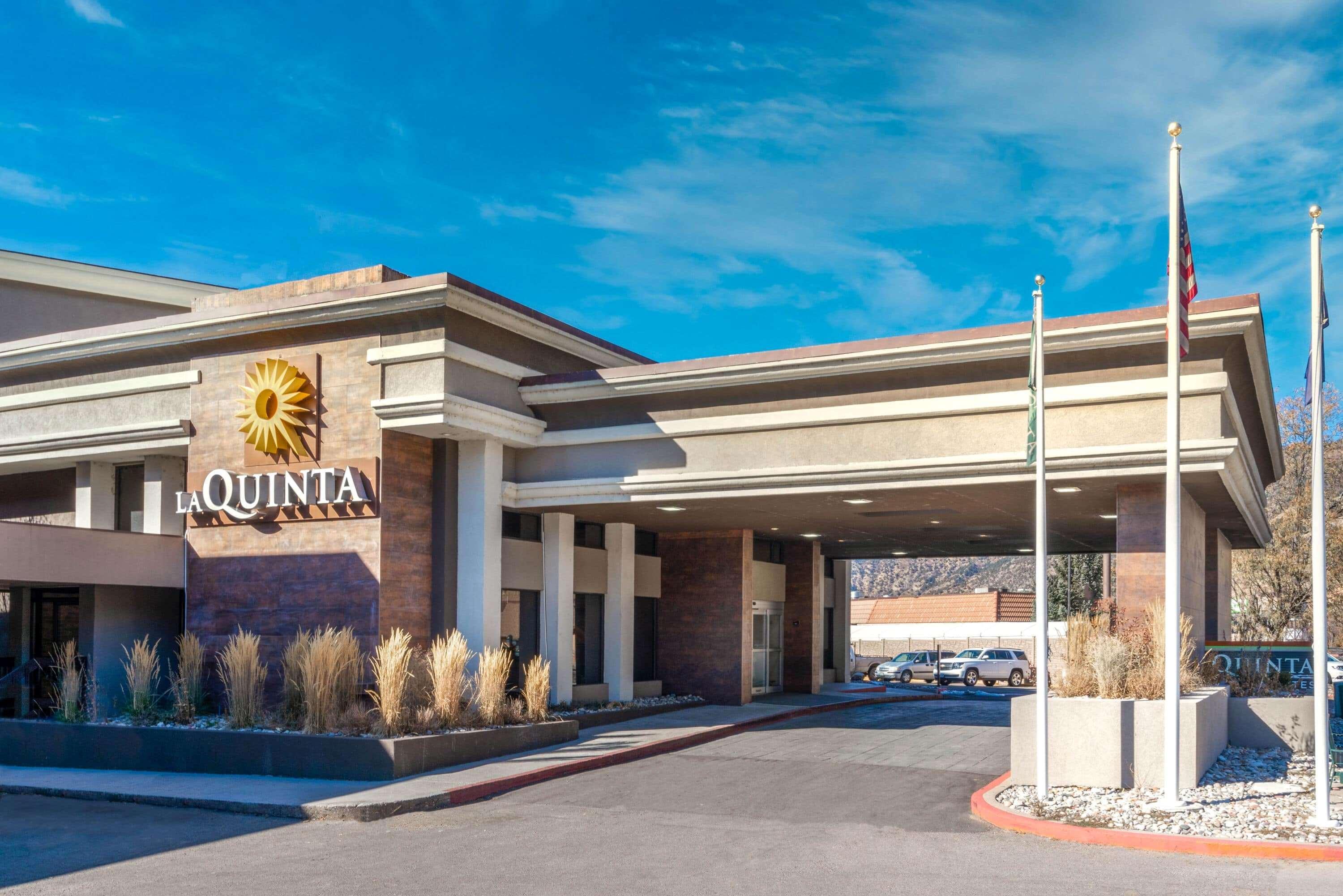 La Quinta By Wyndham Glenwood Springs Hotel Exterior photo
